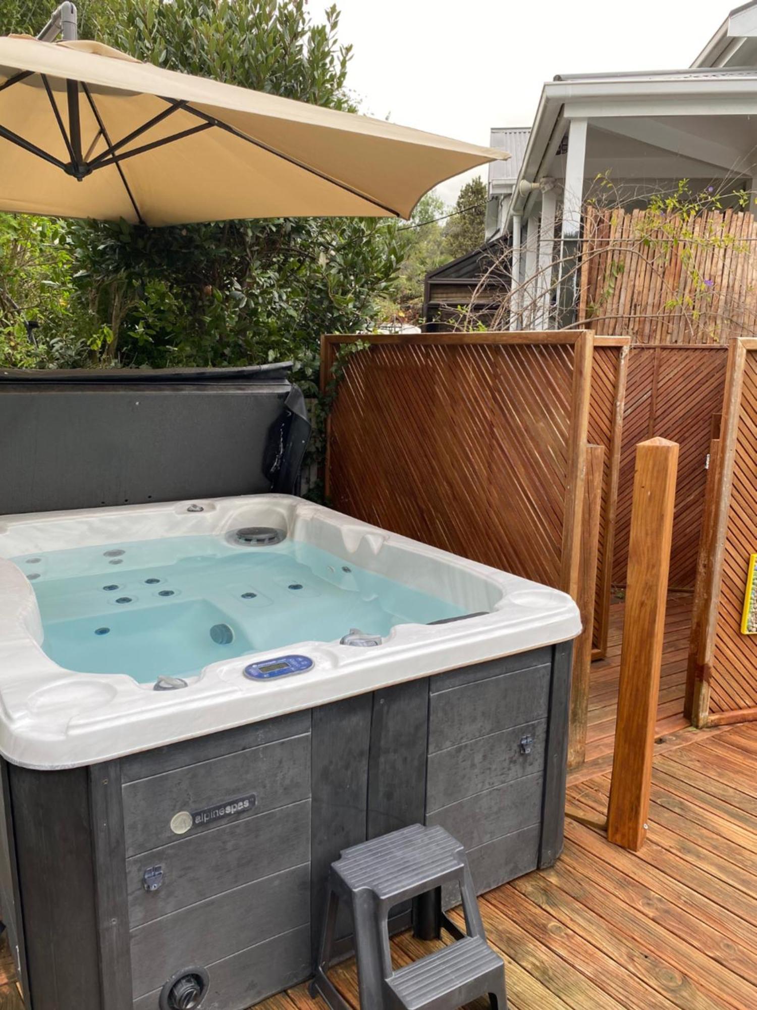 Superb Studio Retreat With Spa, Pool & Bbq Access Whanganui Dış mekan fotoğraf