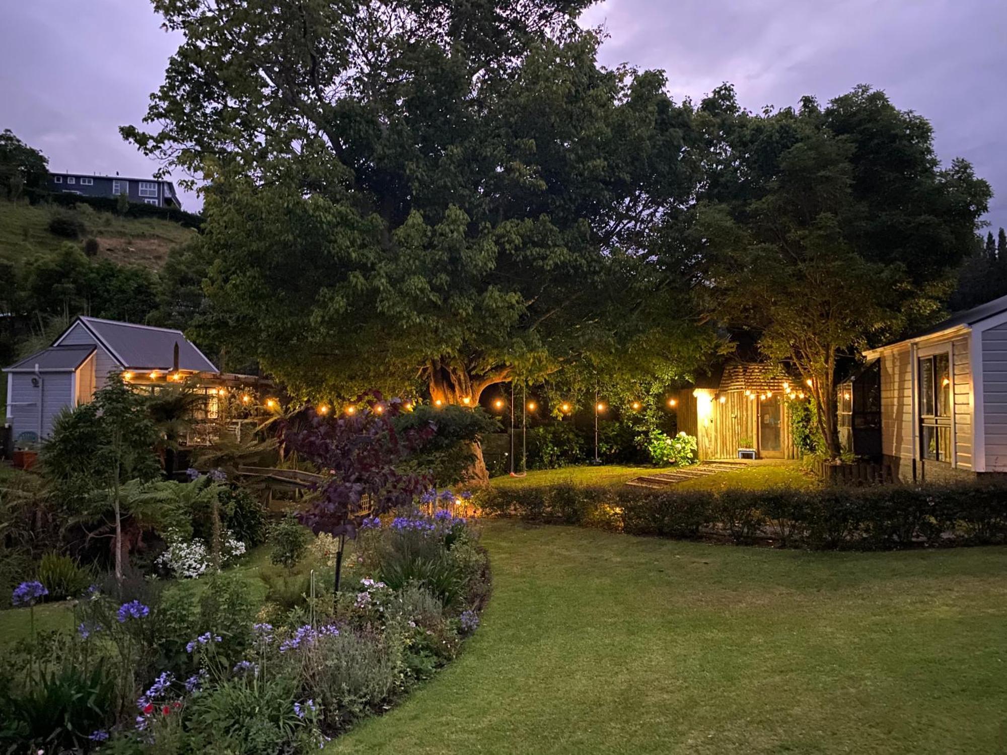 Superb Studio Retreat With Spa, Pool & Bbq Access Whanganui Dış mekan fotoğraf